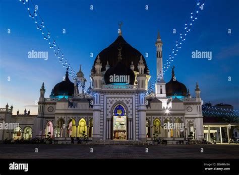 The Zahir Mosque Malay Masjid Zahir Is A Mosque In Alor Setar Kedah