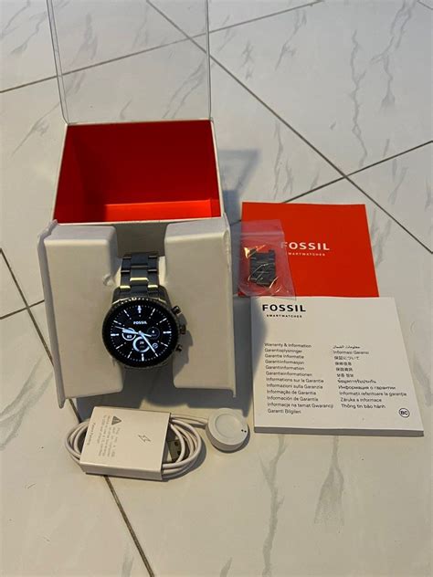 Fossil Grey Gen 4 Explorist Hr Stainless Steel Mens Fashion Watches