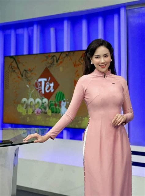 Mc Xinh P Nh T Vtv Ng Y C Ng G I C M Ch M M C Bikini Khoe D Ng Titanic N I M I Th C