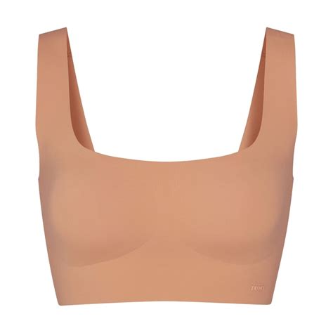 Kim Kardashian Models Skims Naked Collection Scoop Tank Ps Fashion