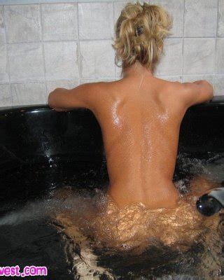 Melissa Naked In The Hot Tub Porn Pictures XXX Photos Sex Images 3589130 PICTOA