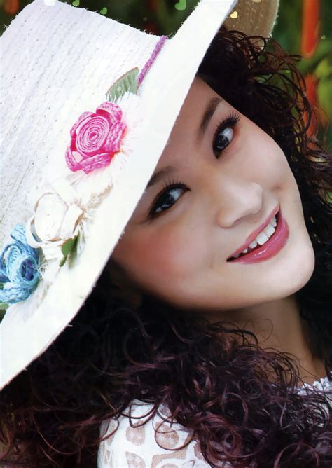 Lambada Angels Burmese Cute Model Wutt Hmone Shwe Yi With Blonde Hair