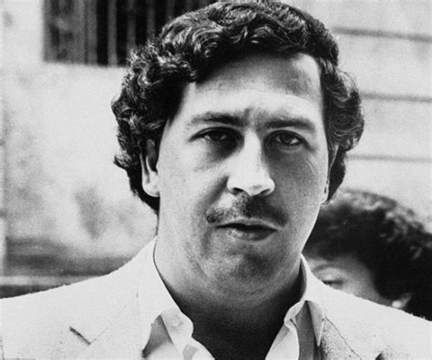 Pablo Escobar Biography - Childhood, Life Achievements & Timeline