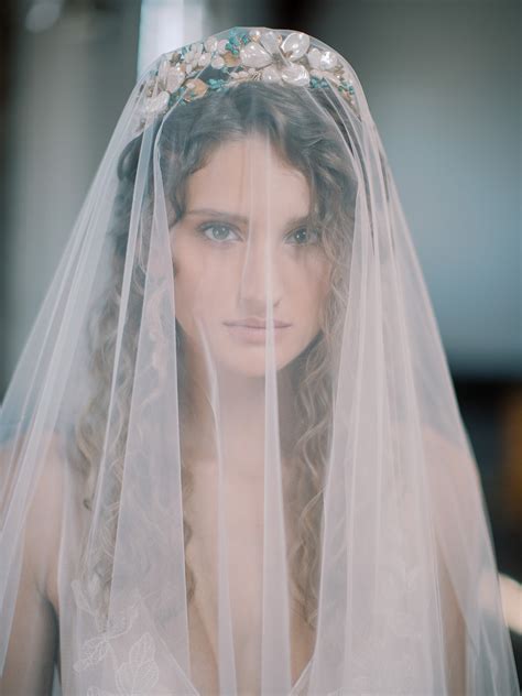 MIRAGE | Sheer Drop Veil – Noon on the Moon