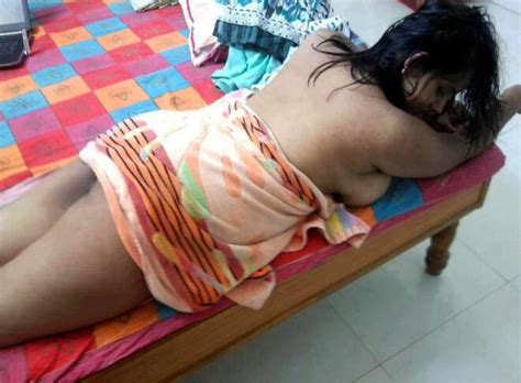 Seductive Indian Babes Naked Photos