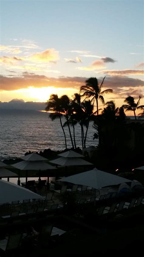 Lahaina, Maui sunset. | Sunset, Lahaina, Maui