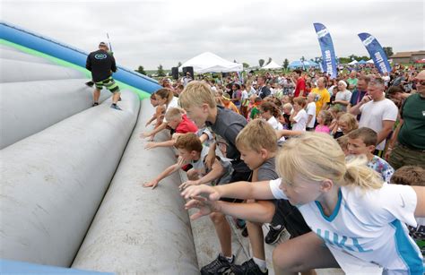 The Insane Inflatable 5k Race Post Bulletin Rochester Minnesota