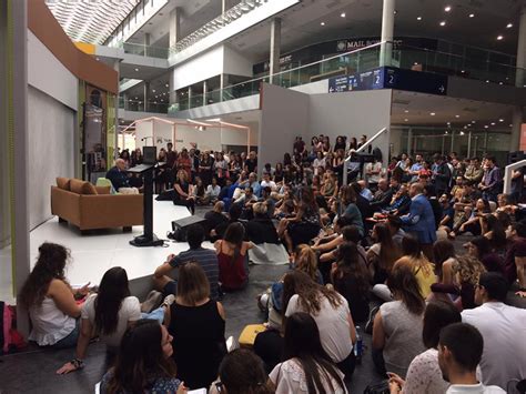 Avance contenidos Ágora nude nude generation