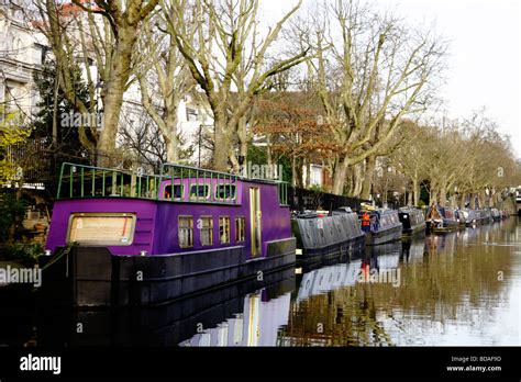 Houseboats London Hi Res Stock Photography And Images Alamy