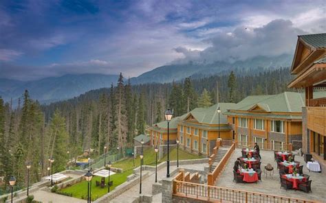 The Khyber Himalayan Resort And Spa 2018 Prices Reviews And Photos Gulmarg Kashmir Tripadvisor