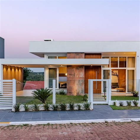 Casa Com Varanda Na Frente - Casas com varanda na frente: veja 33 projetos inspiradores
