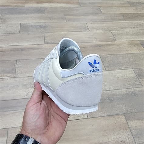Кремово-белые мужские и подростковые кроссовки Адидас Спешл | Adidas LG ...