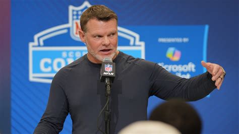 Colts GM Aims for Open QB Competition with Richardson