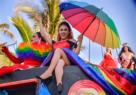 Celebra Mazatl N Ava Marcha Del Orgullo Gay Y Diversidad Sexual Reporte