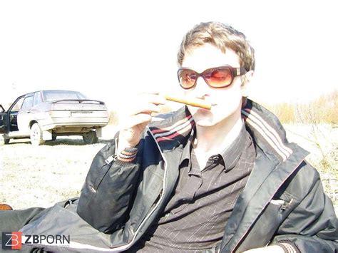 Fledgling Fuckfest Images ZB Porn