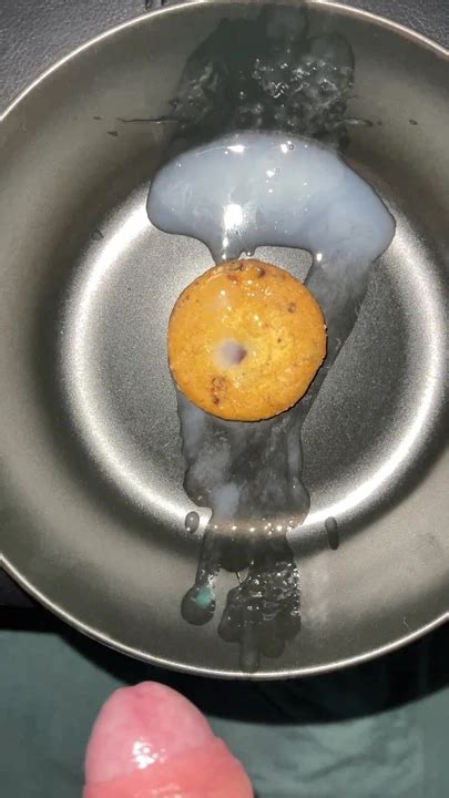 Massive Cumshot On Cookie Gay Amateur Amateur Porn Feat BigCumSwe