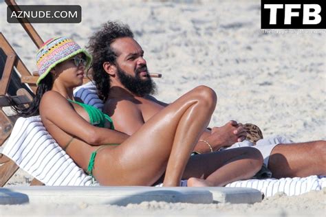 Lais Ribeiro Sexy Seen Showing Off Her Hot Tits And Ass In A Bikini At The Beach In Rio Aznude