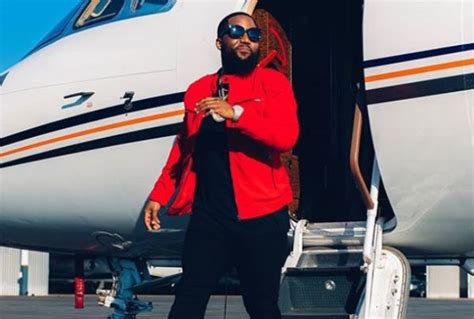 Cassper Nyovest flaunts full view of his mansion and luxurious cars ...