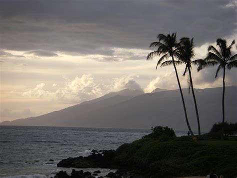 Hawaii Winter Vacation Guide: Things to Do and Places to Go - Hawaii ...