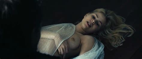 Nude Video Celebs Julie Zangenberg Nude Vicevaerten