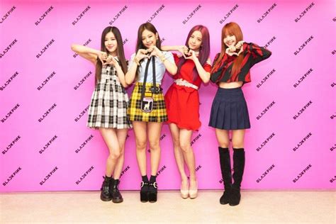 Black Pink Successfully Hold Their Debut Showcase At Budokan In Japan