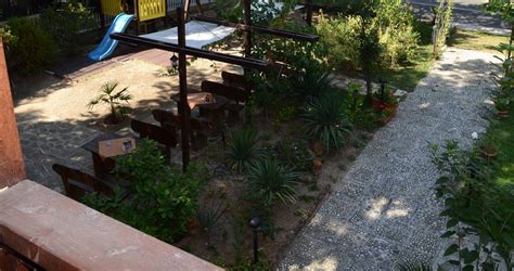 РЕСТОРАНТ-ПИЦАРИЯ с 150 СЕДЯЩИ МЕСТА Китен - Имот на морето