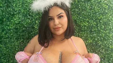 Jo Vixxen Curvy Model Plus Size Star Wiki Biography Social Media