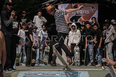 HARI SKATEBOARD SEDUNIA DI TANGERANG ANTARA Foto