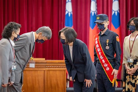 蔡英文總統出席警察節慶祝大會 肯定警察支援防疫掃黑打詐反毒表現 前進新聞網