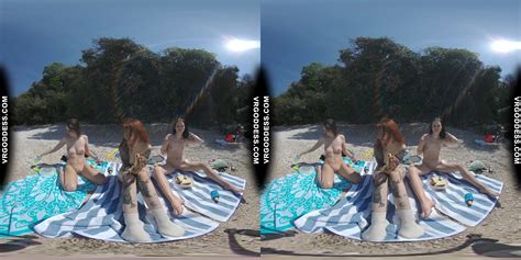 Babes Naked On Vacation Beach Picnic Playing Frisbee Searching For Shells And Bubble Vr Porn