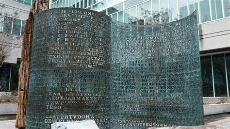 El Misterio Sin Descifrar De La Escultura De Kryptos Cnn Video