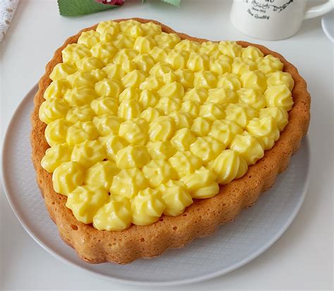 TORTA FACILE CUORE DI CREMA dolce ricetta della nonna | Cucinare è come ...