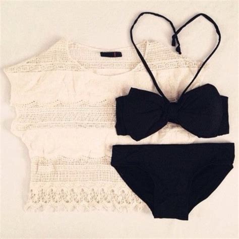 Hot Genevieve Hannelius Bikini Pics