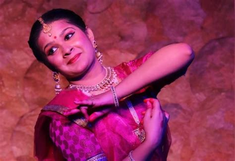 Kathak Dance Origin History Costumes And Dancers