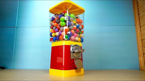Автомат с шариками gumballs - YouTube