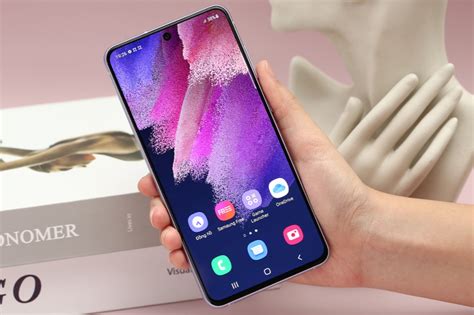 Top mẫu điện thoại Samsung hot nhất hiện nay đáng mua tại TGDĐ Xưởng Ghế Sofa VNXK