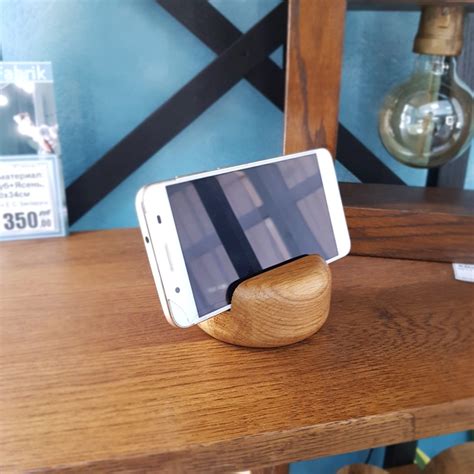 Подставка под телефон деревянная - купить в интернет магазине с ...