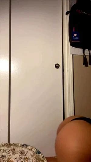 Chocolateを視聴 Babe Nude Black Porn SpankBang