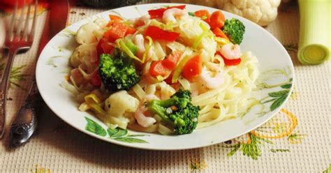 Яичная лапша с креветками рецепт с фото - 1000.menu