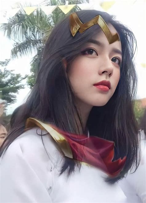 Hot girl mù tịt game bỗng nổi như cồn trong cộng đồng Liên Quân vì giống hệt Yena phiên bản