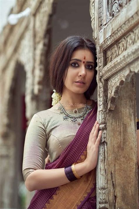 rashi khanna  vinatge