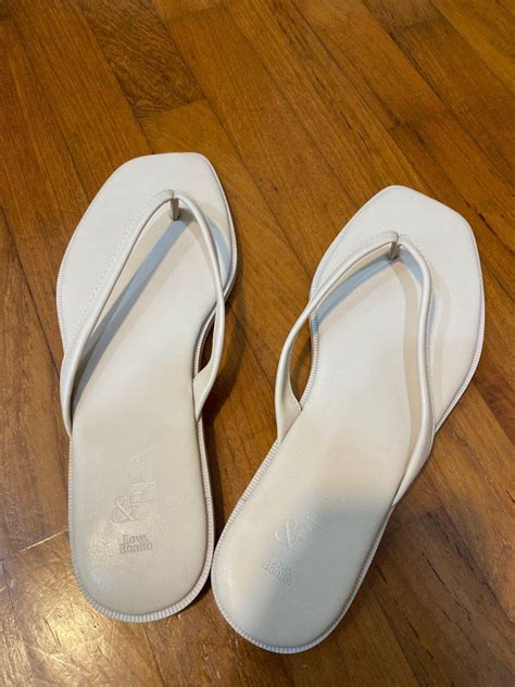 New Love Bonito Nude Flats Women S Fashion Footwear Flats On Carousell