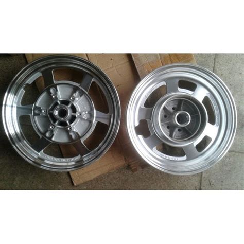 Roda Dianteira E Traseira Kasinski Mirage 250 Original Shopee Brasil