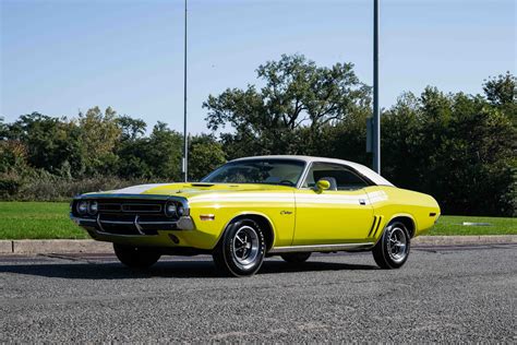 Citron Yella Stunner 1971 Dodge Challenger Rt Flexes Rare Factory