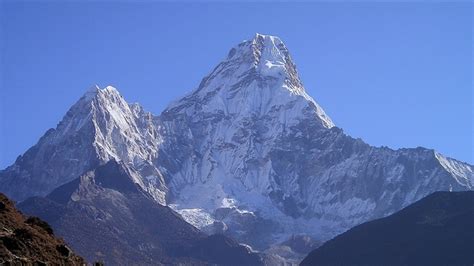 Everest Dağı Nerede ve Hangi Ülkede Everest Dağı nın Yüksekliği Kaç