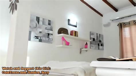 Gorgeous Tranny Hot Webcam Show