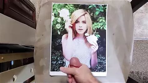 Free Kiernan Shipka Cum Tribute Gay Porn Videos XHamster