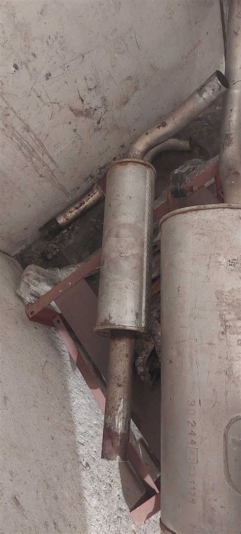Задно и средно гърне за Голф 4 1.4 гр. Габрово Беленци • OLX.bg