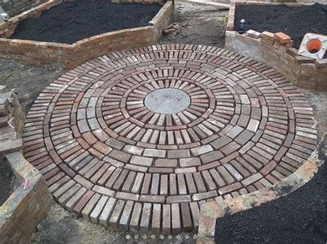 Circular Brick Patio For Stylish Outdoor Living