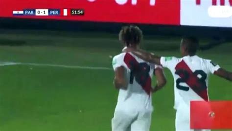 Perú Vs Paraguay En Vivo Gol André Carrillo Que Sorprende Y Anota El